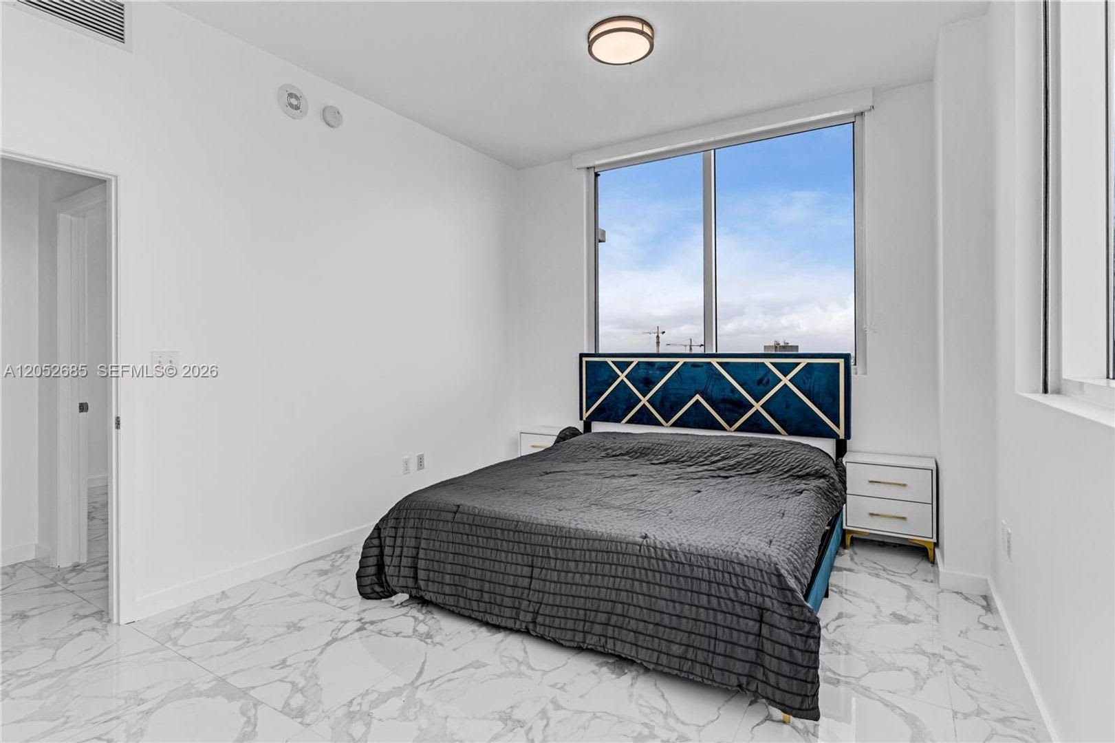 244 Biscayne Boulevard 4708, Miami, FL 33132 – photo 5