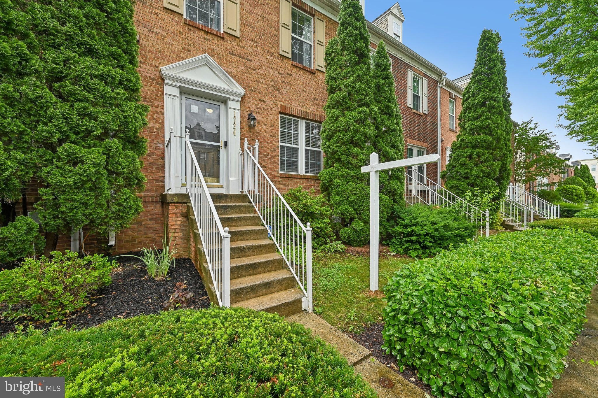 1724 EMORY Street – photo 5