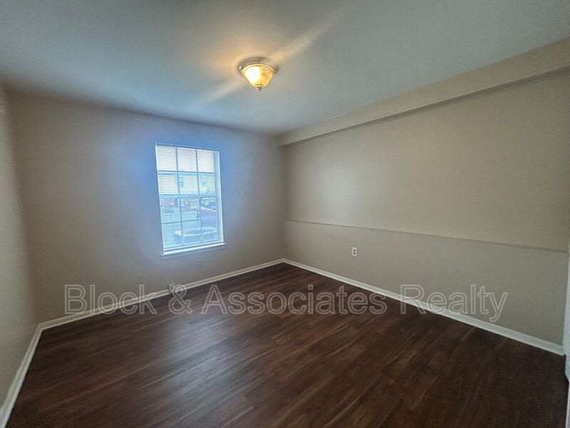 3824-C Country Club Road – photo 4