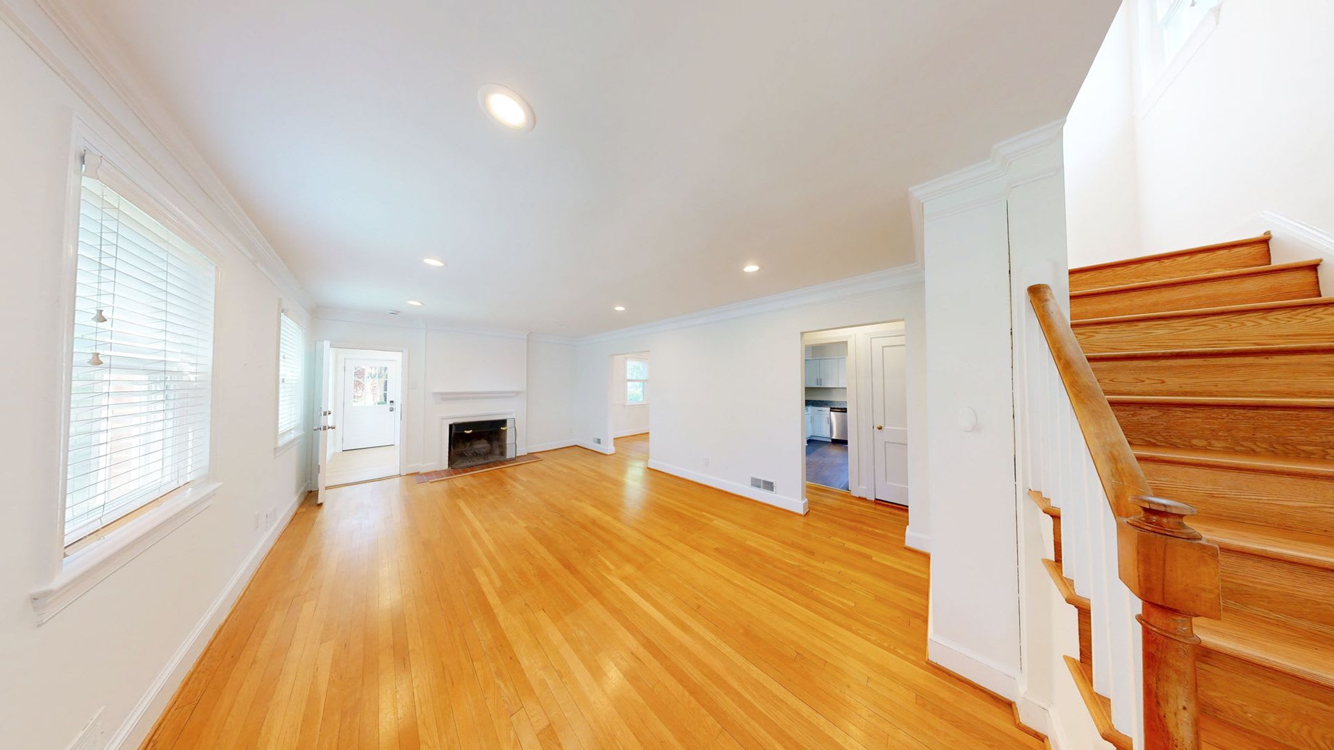 Wonderful 4Bed 3 5Bath In Silver Spring – photo 2