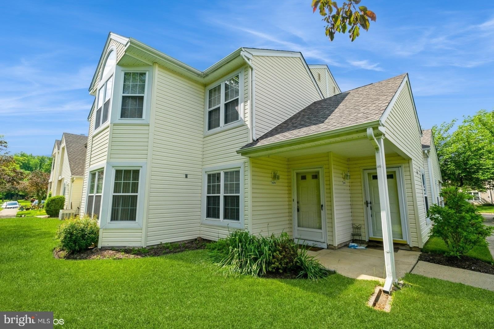 35019 BENNETT Place – photo 2