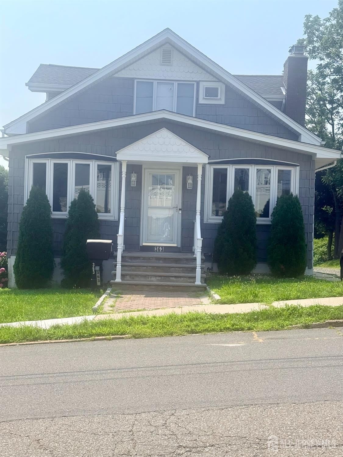 363 Portia Street – photo 1