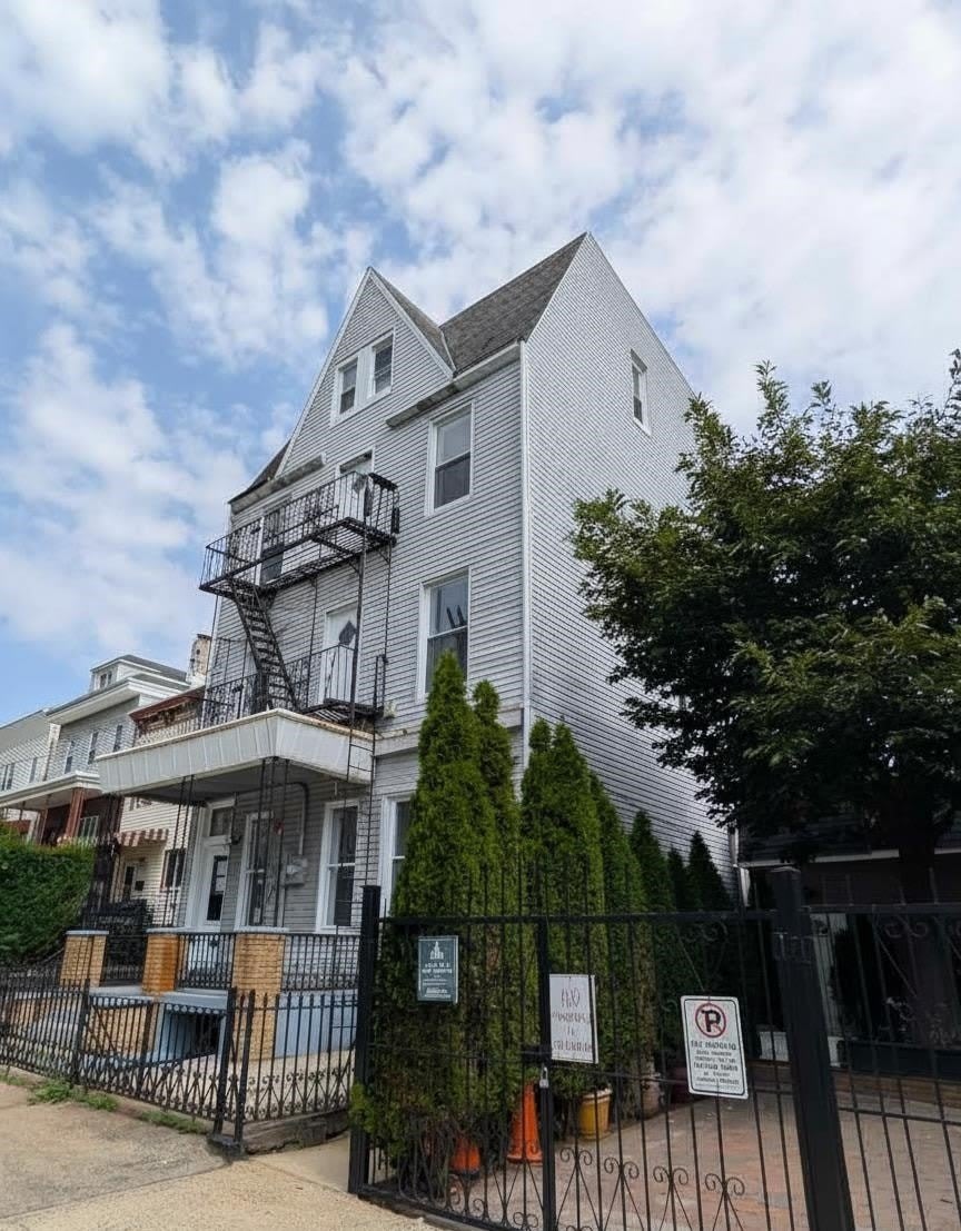 10 Sherman Pl – photo 3