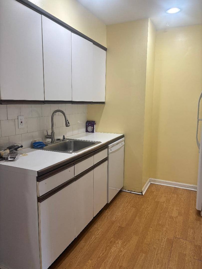 1292 Rockland Ave – photo 1