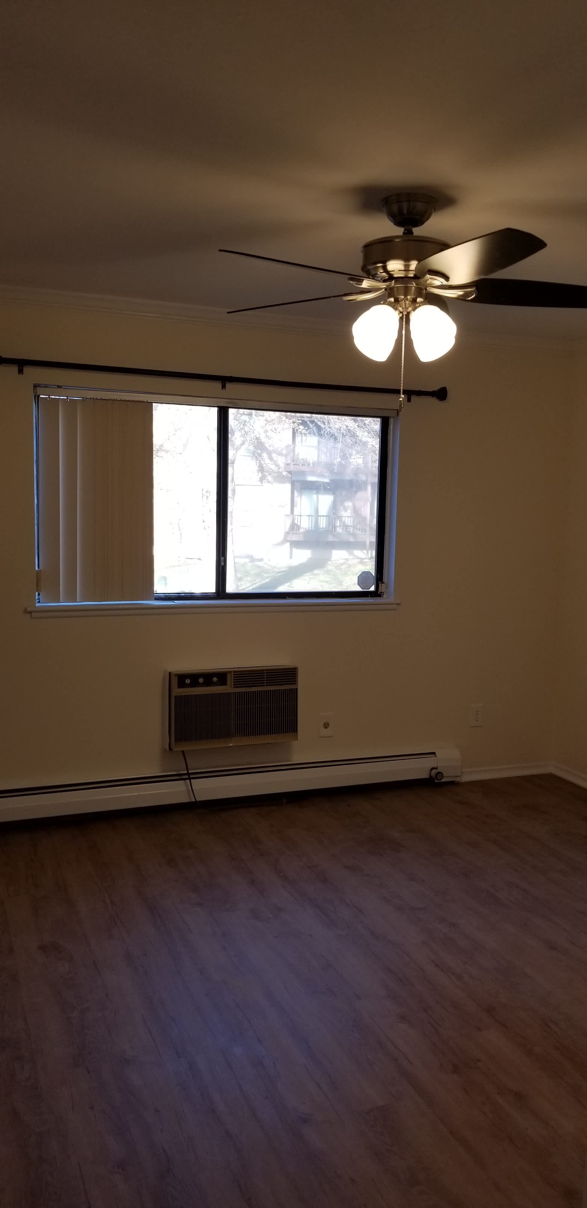 235 Henry Ave – photo 5