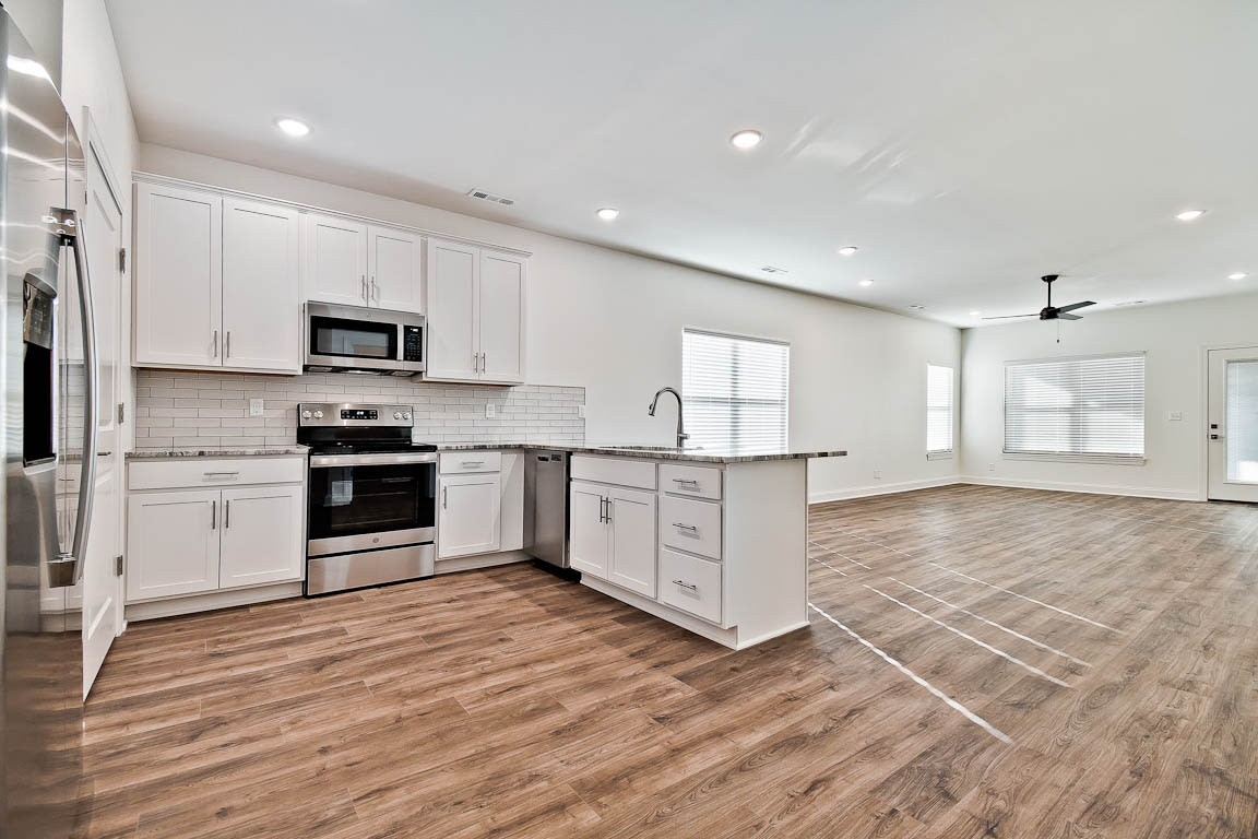 361 Turnberry Court – photo 4