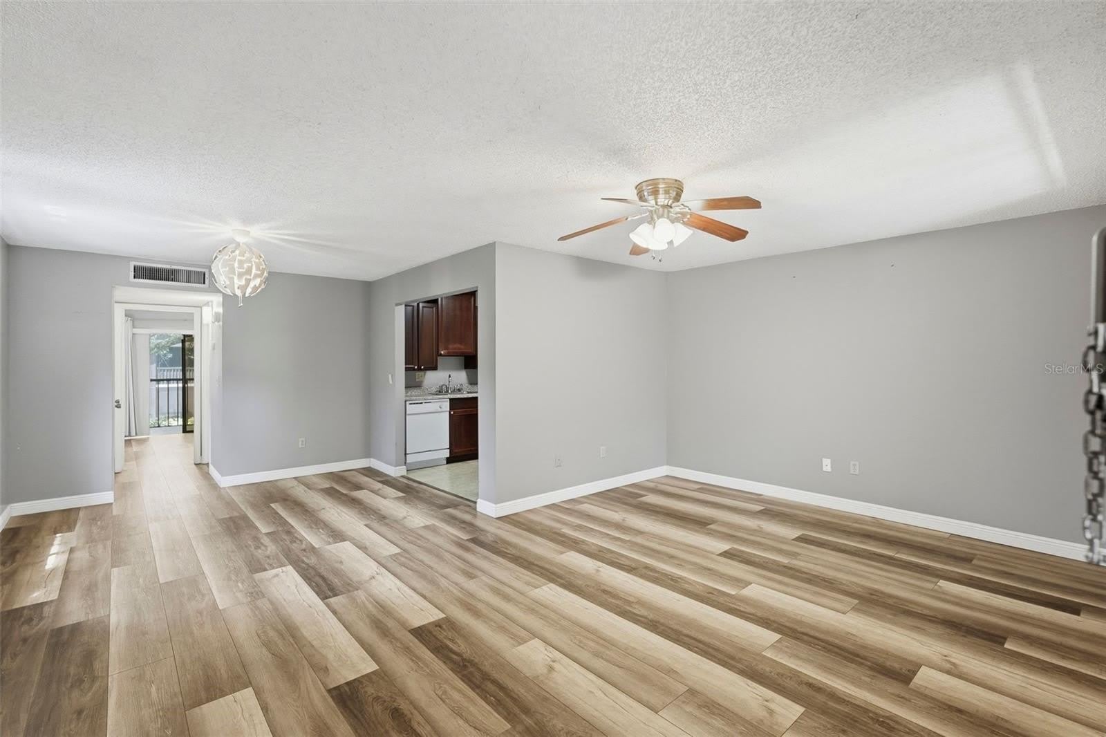 11709 RAINTREE VILLAGE Boulevard – photo 4
