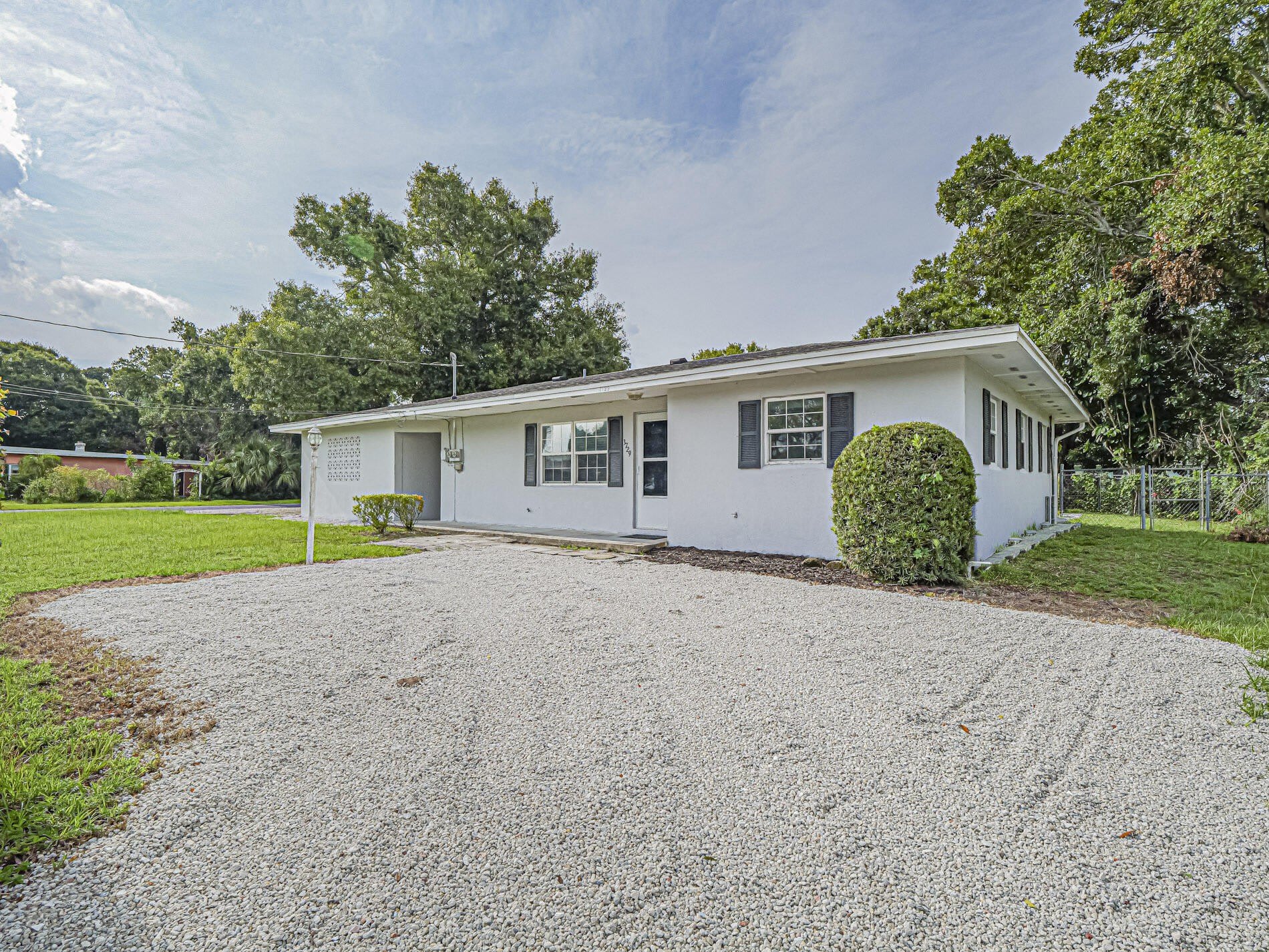 2075 37TH Avenue – photo 1