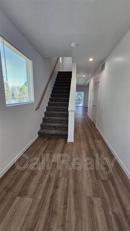 3811 E 12th Ave – photo 2