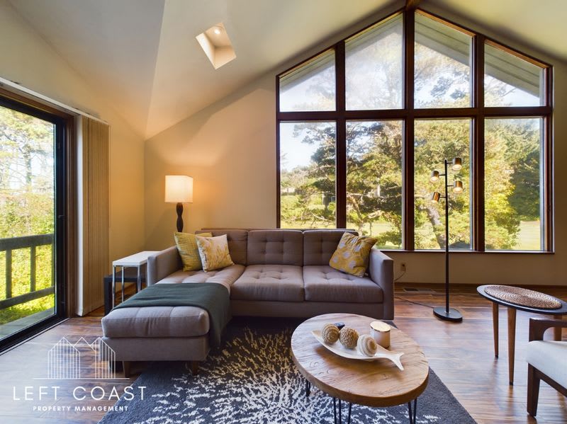 132 Salishan Drive – photo 1