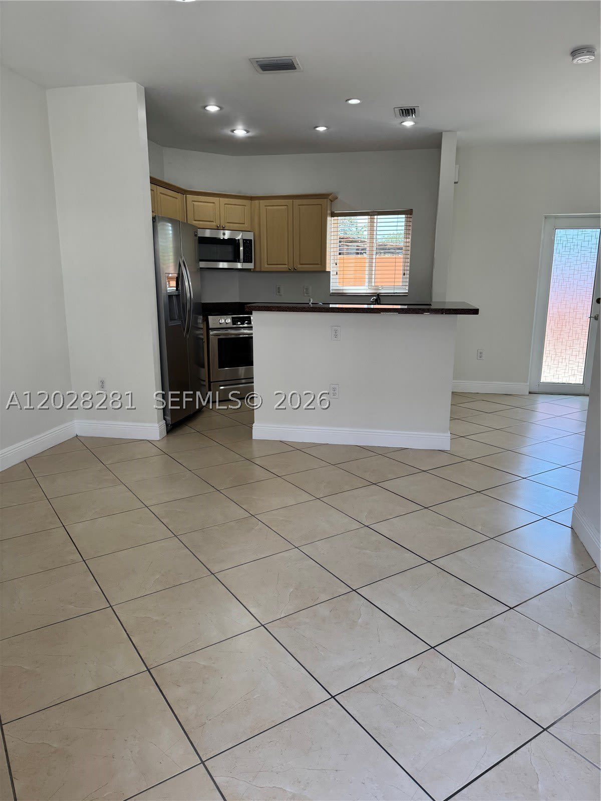 6004 SW 8th St – photo 4
