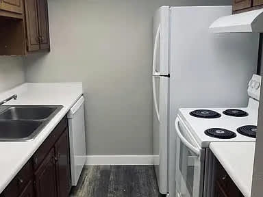 2403 Grandview Place – photo 5