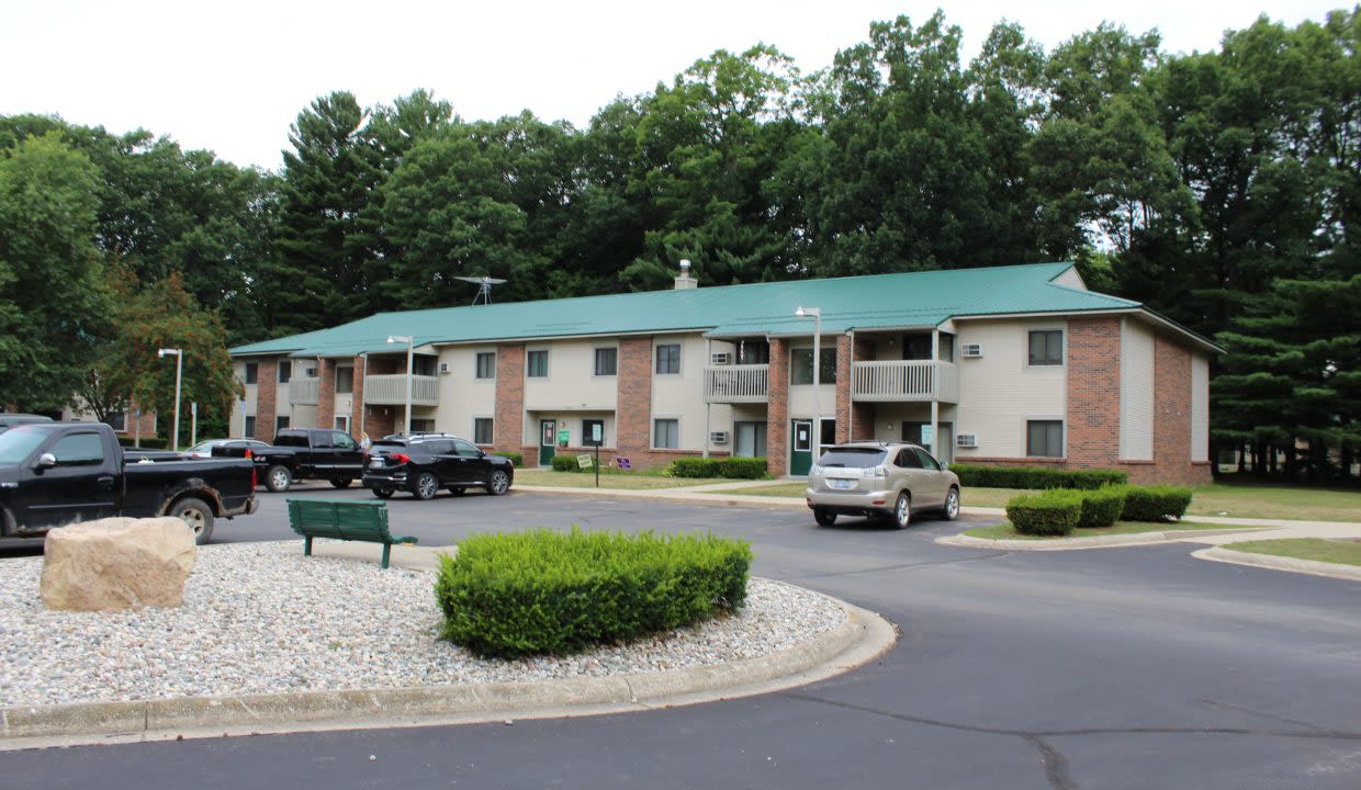 800 Richard Dr – photo 2