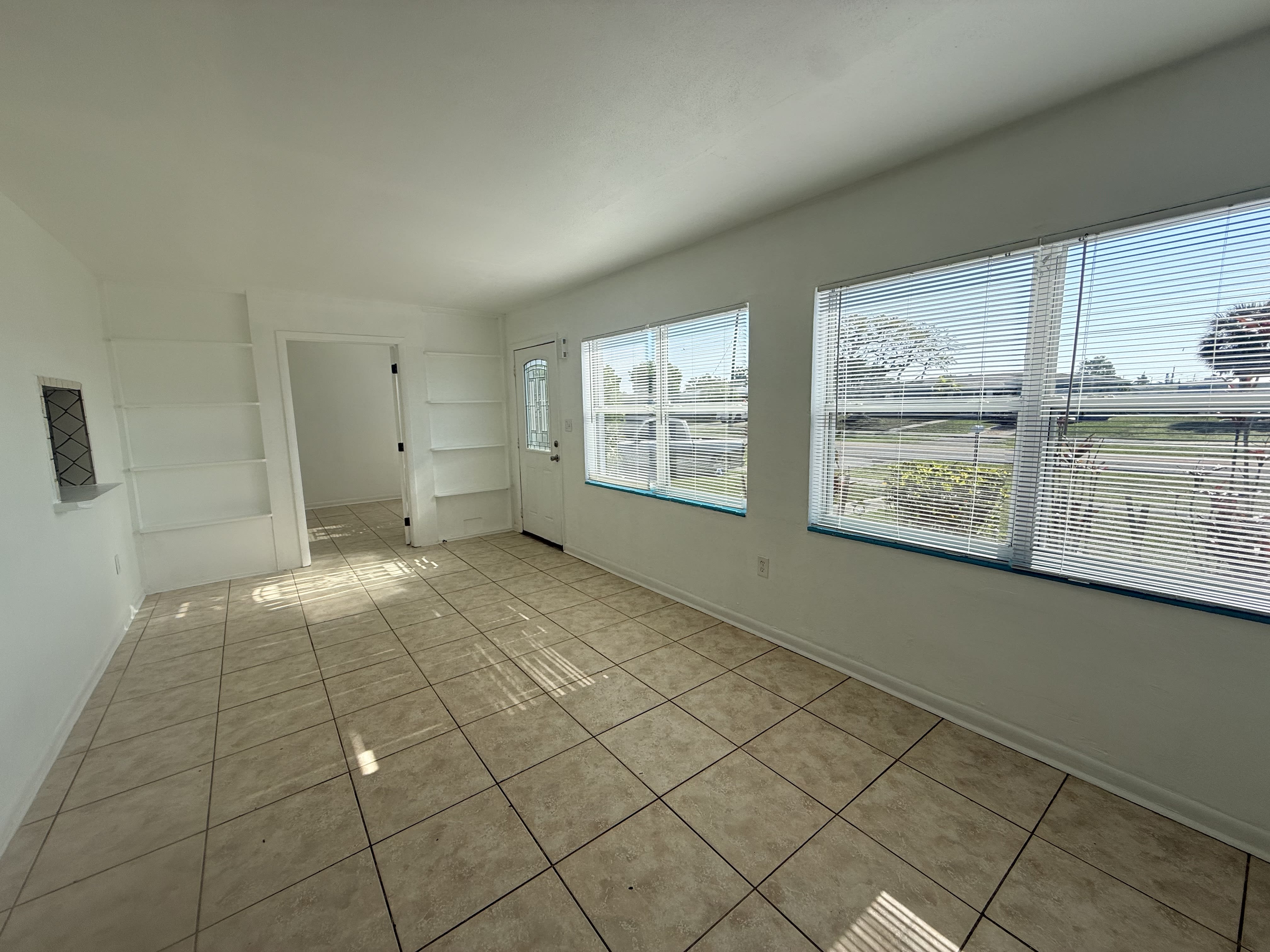 4362 Conway Blvd – photo 2