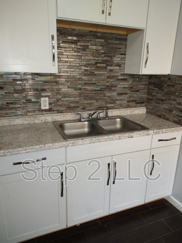 3704 East 118th Street – photo 3