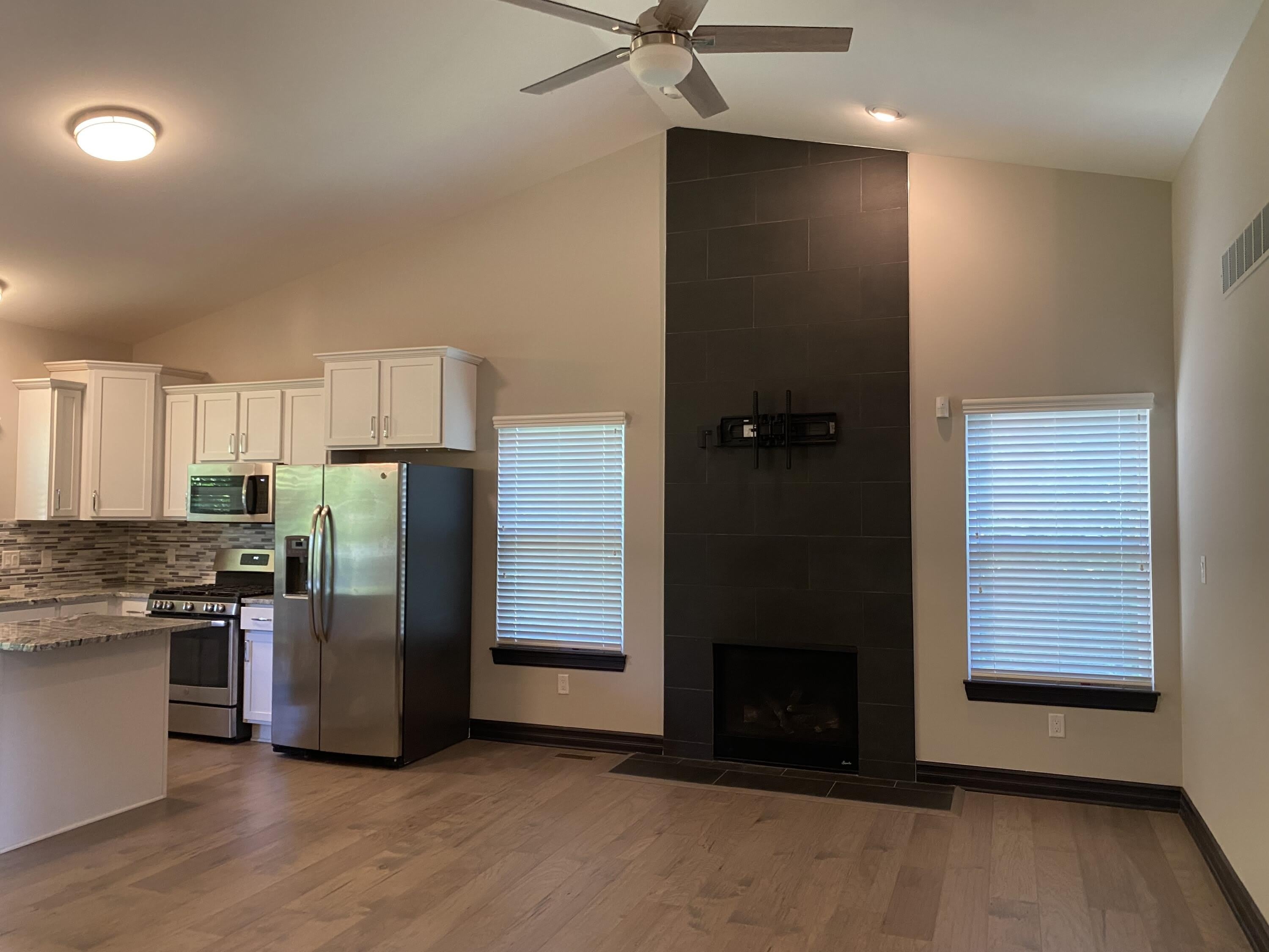 9915 Wayne Road – photo 5