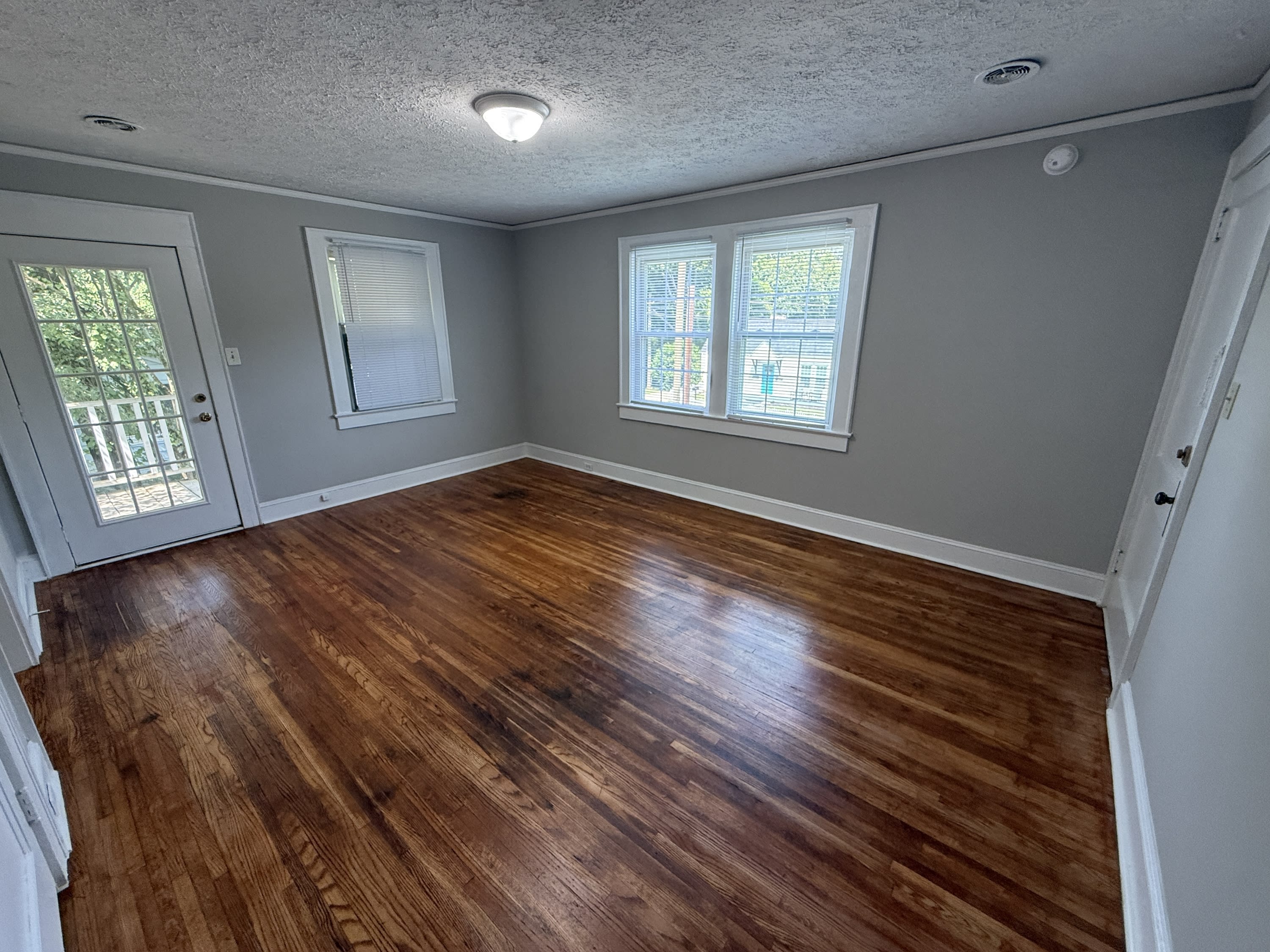 56 Hillcrest Avenue Southeast 3 – photo 5