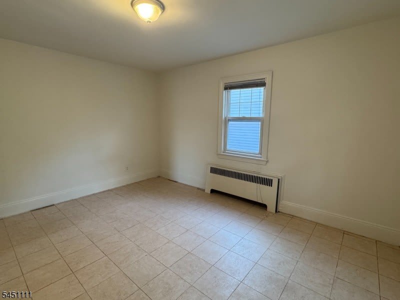 28 Knopf St – photo 5