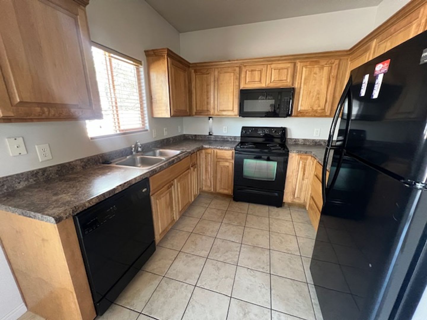 Grand Legacy Townhome – photo 4