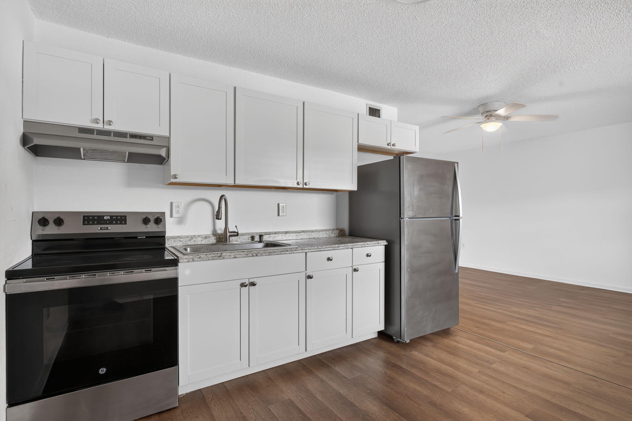 1300 NW 2nd Avenue – photo 3