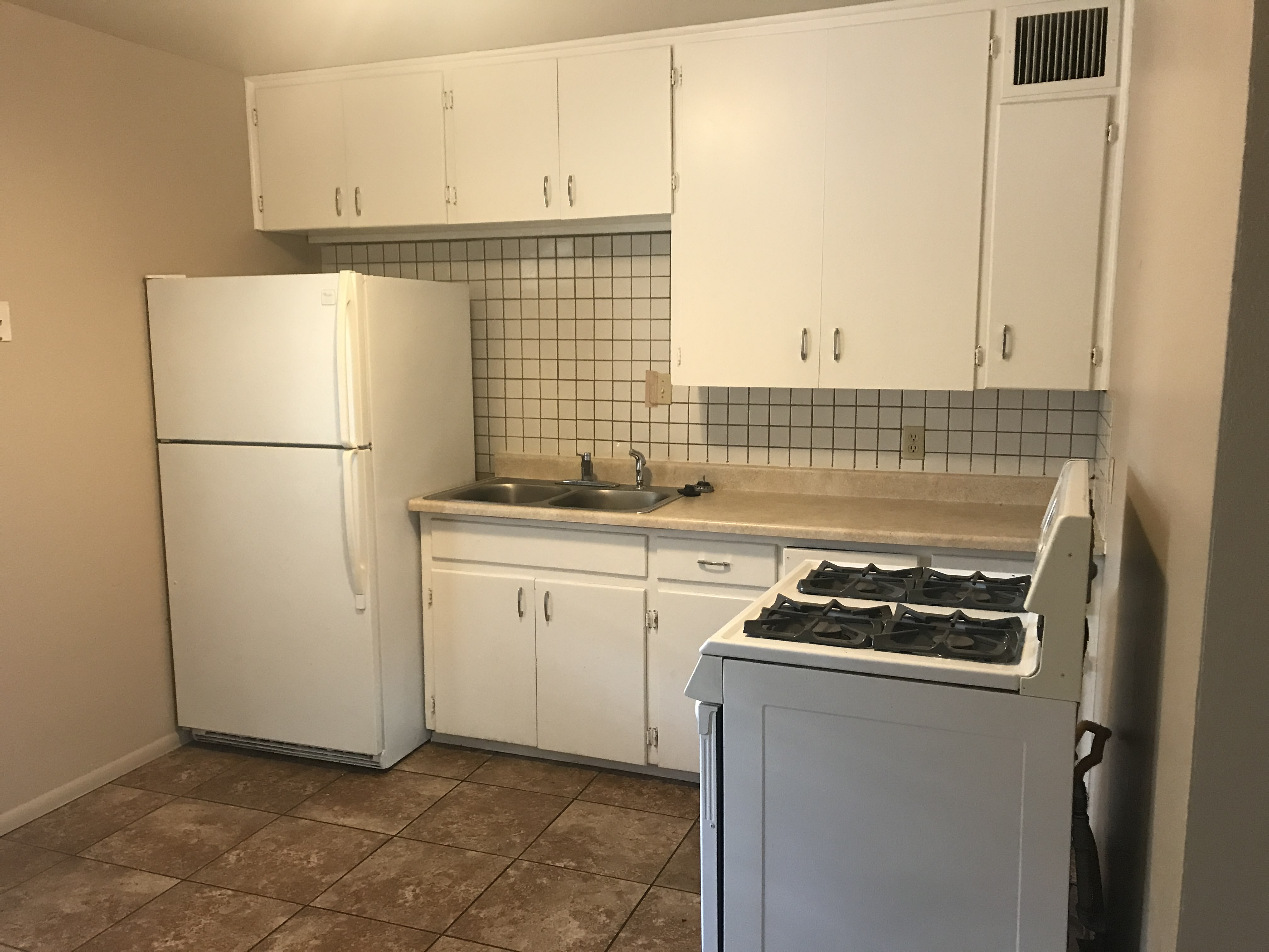 1436 S Kenneth Pl – photo 5