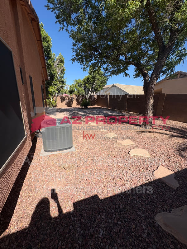 15745 W Latham St – photo 3