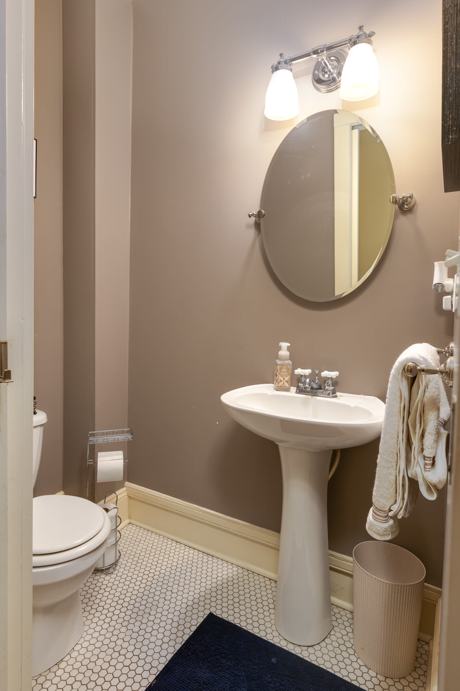 357 West Clinton Street 1 – photo 2