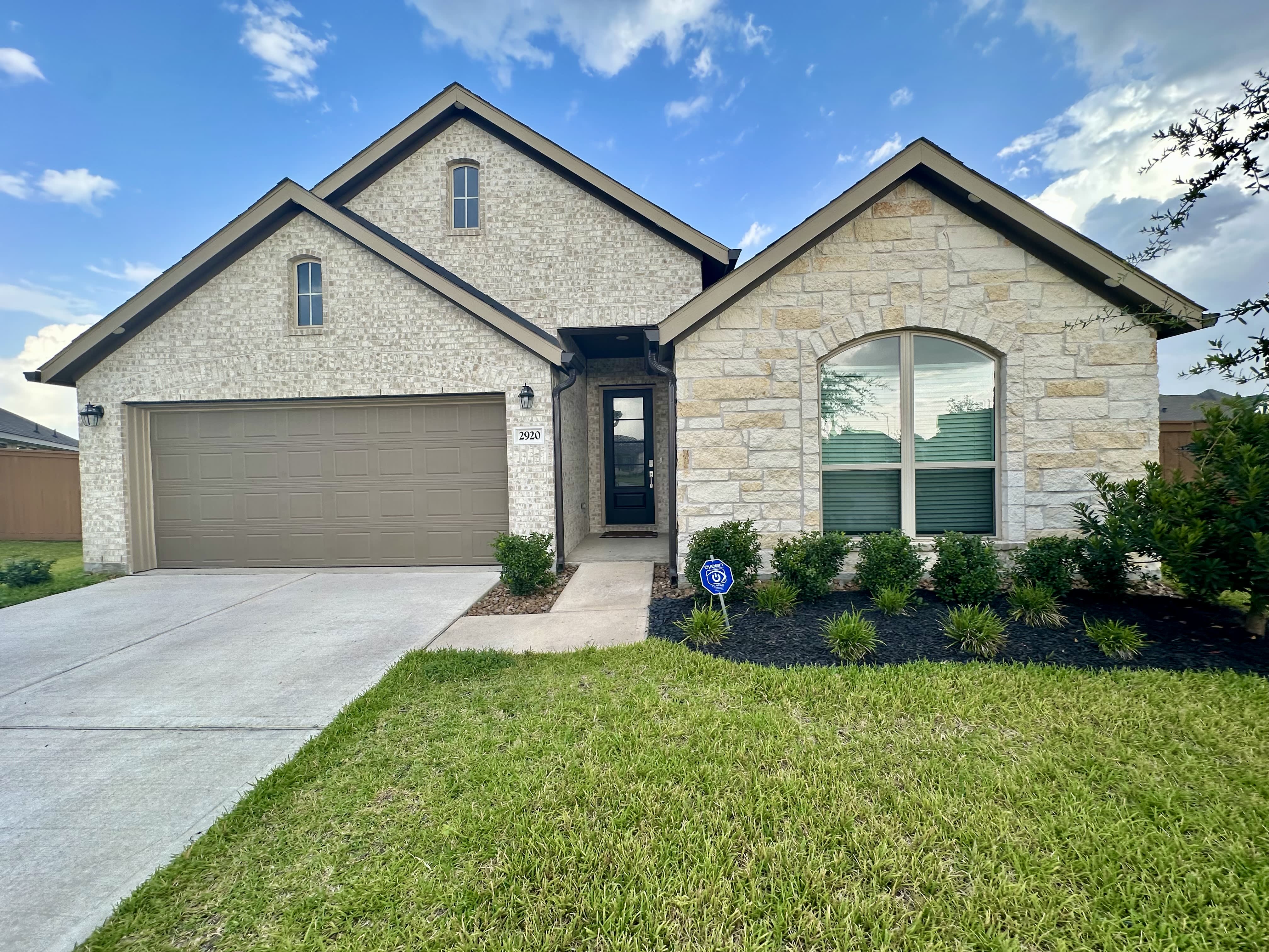 2920 Eden Lake Lane – photo 4