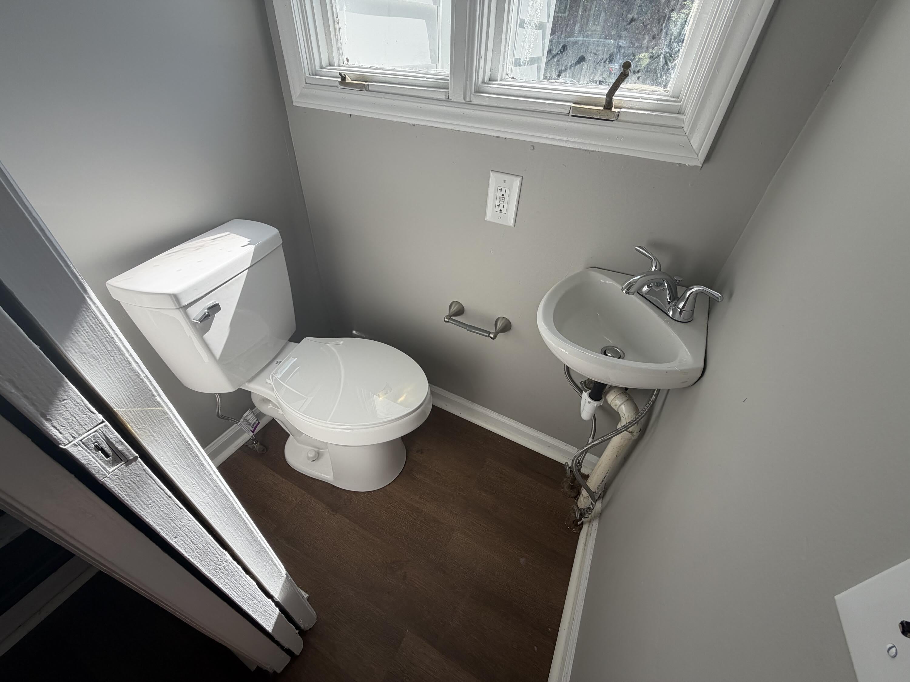 1120 Sparks Road – photo 3