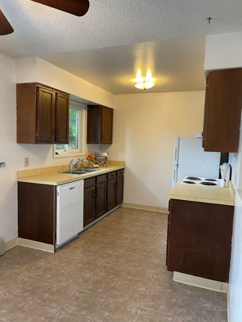 2 Bedroom Apartment for Rent in Bozeman – photo 2