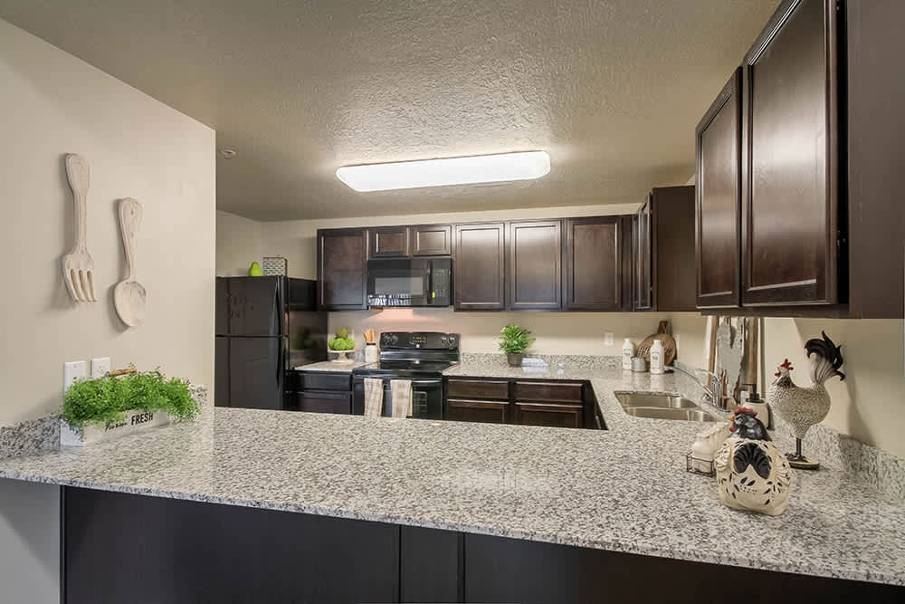 Clearfield Station Apartments – photo 4