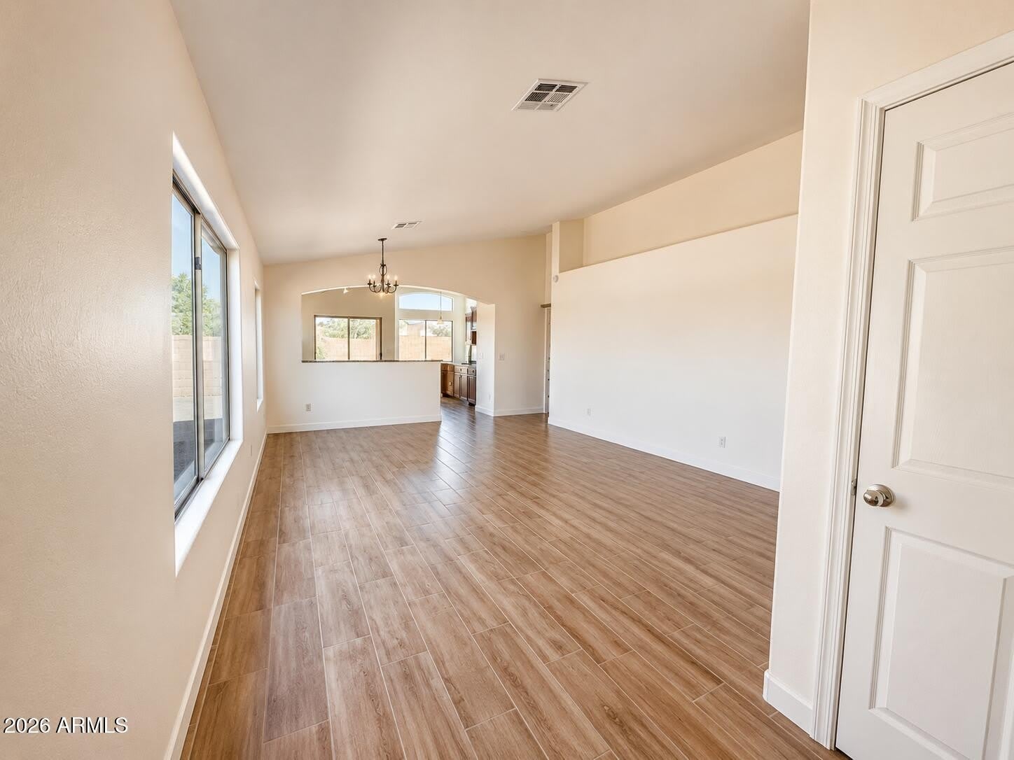 5256 W PLEASANT Lane – photo 3
