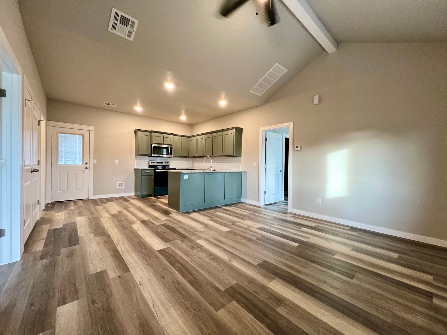 511 S. 6th St – photo 3