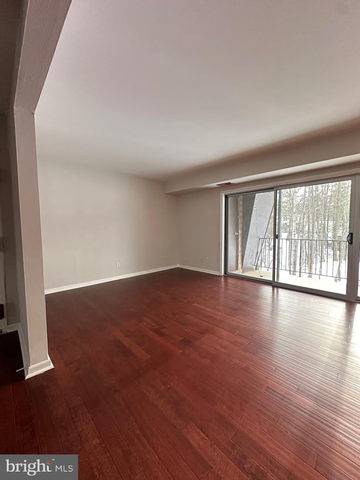 11625 Vantage Hill Road – photo 1