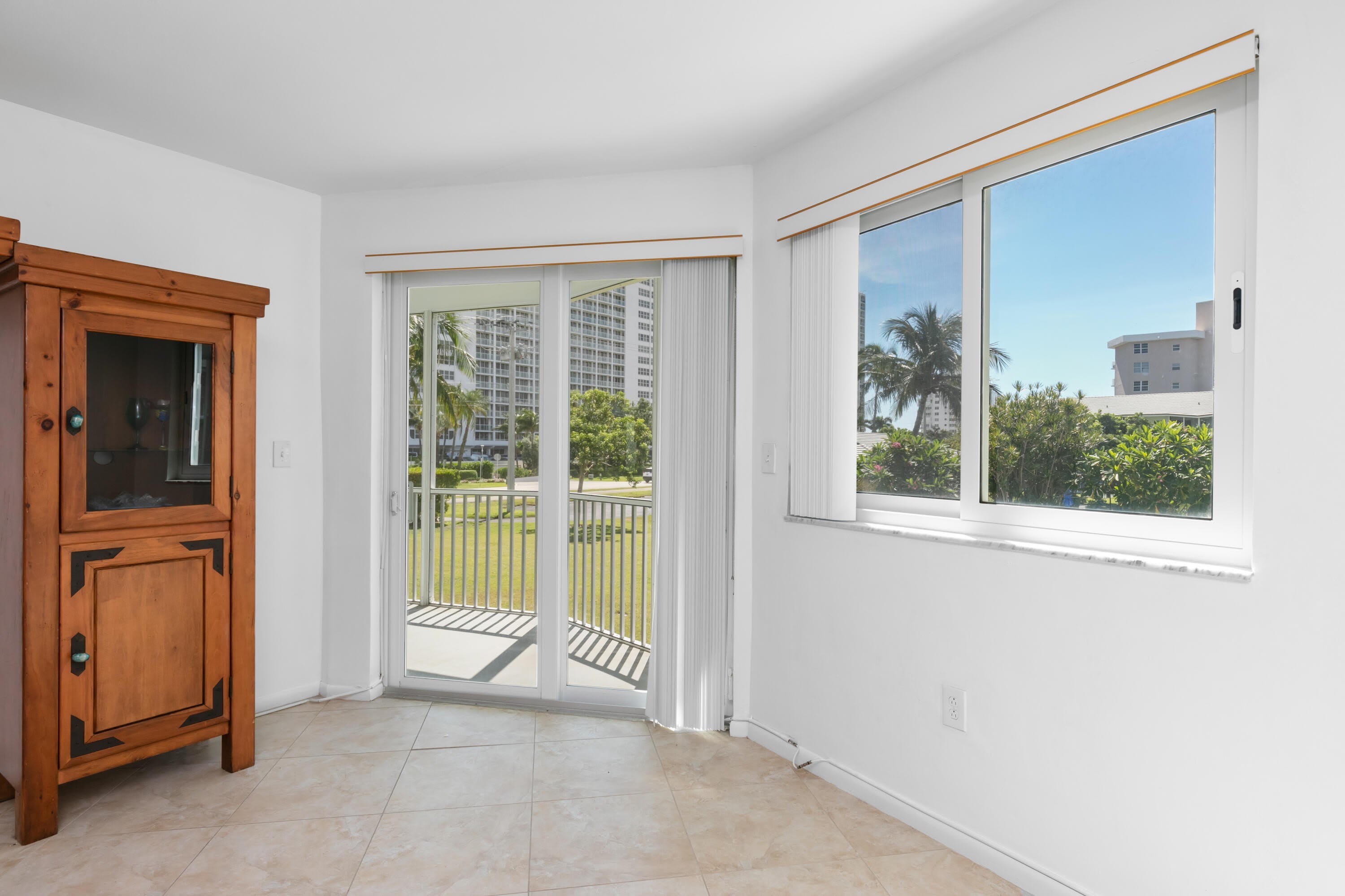 2700 Banyan Road – photo 4