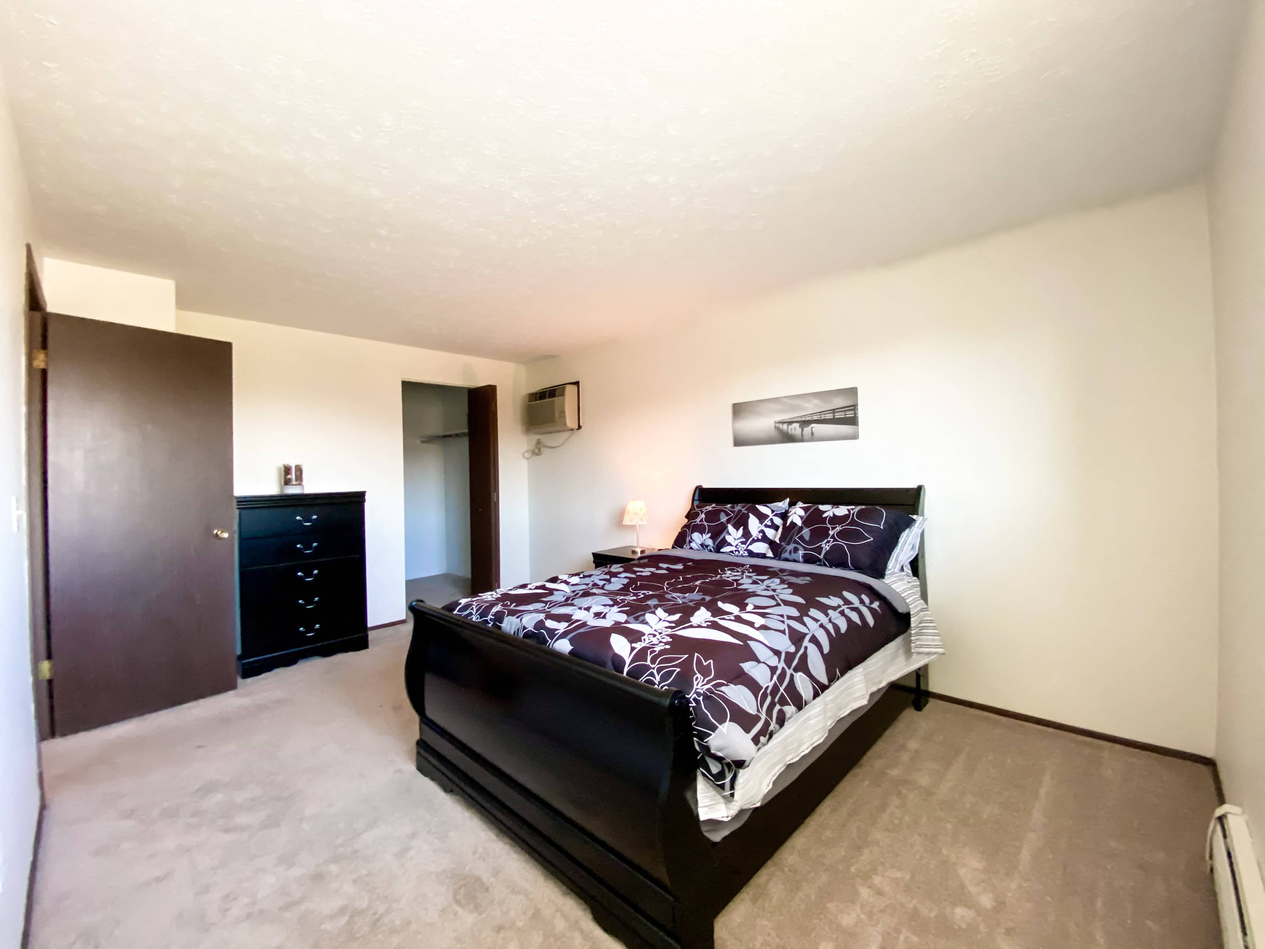 Condor Garden Apartments – photo 5