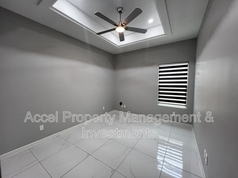 1122 Country Club Drive – photo 5
