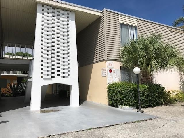 1500 Crescent Circle – photo 1