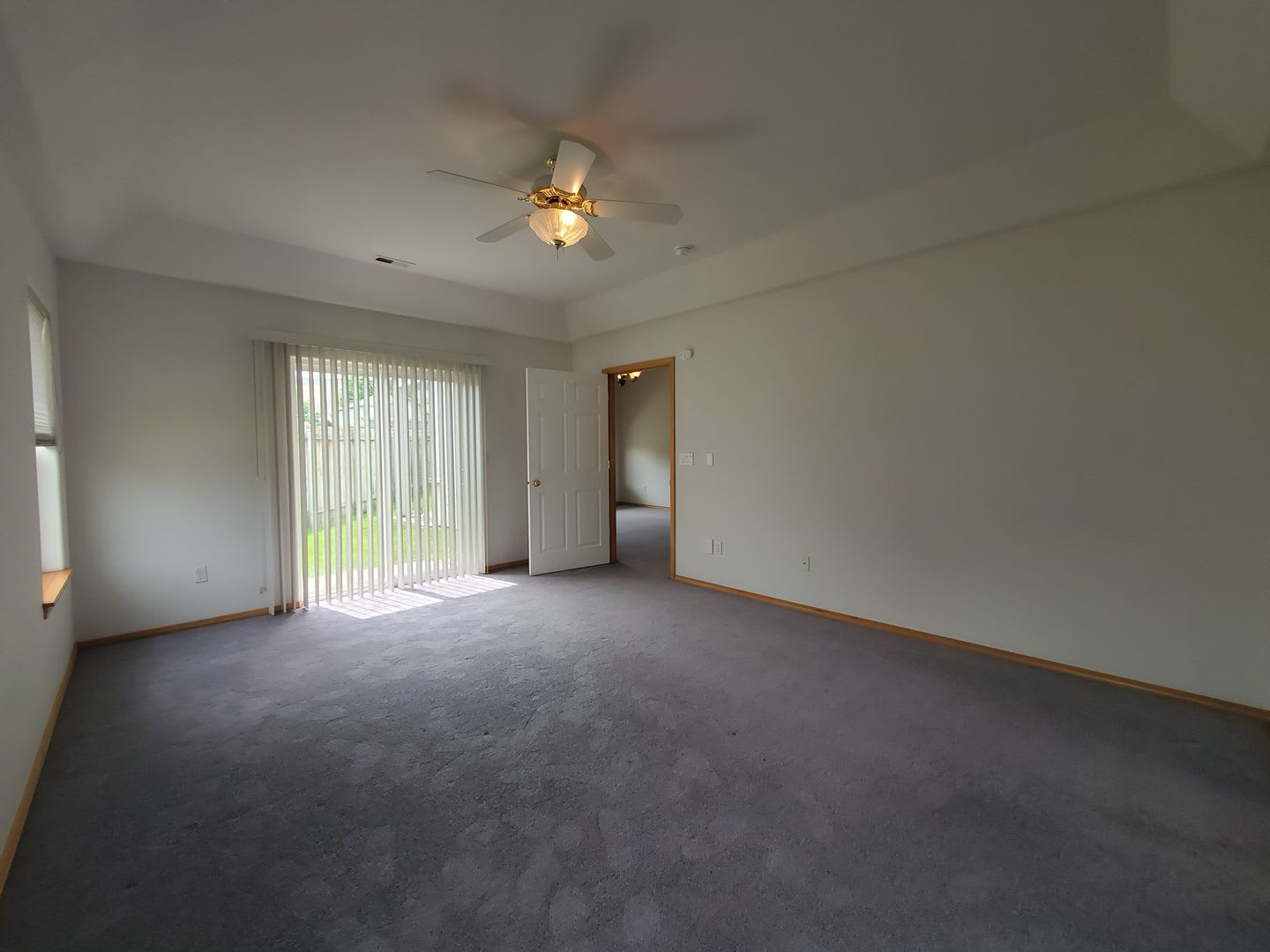 Beautiful South Richland 3-Bedroom Rambler with Open Floor Plan & Spacious Primary Suite! – photo 4