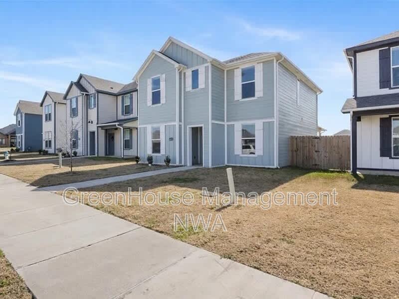 4813 Triangle St – photo 2