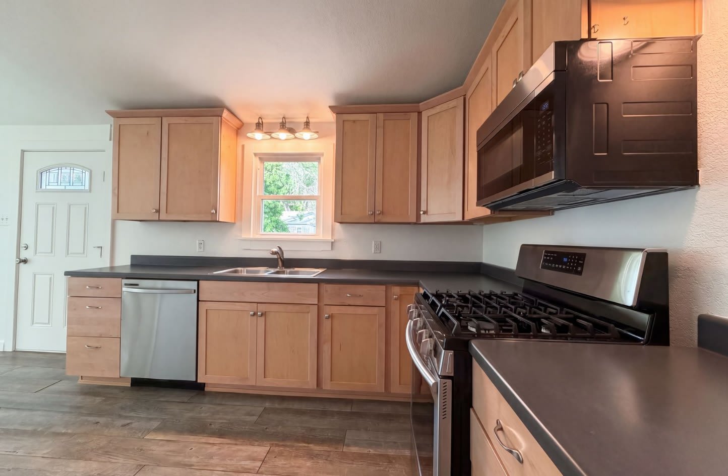 433 Sunnyside Ln – photo 2