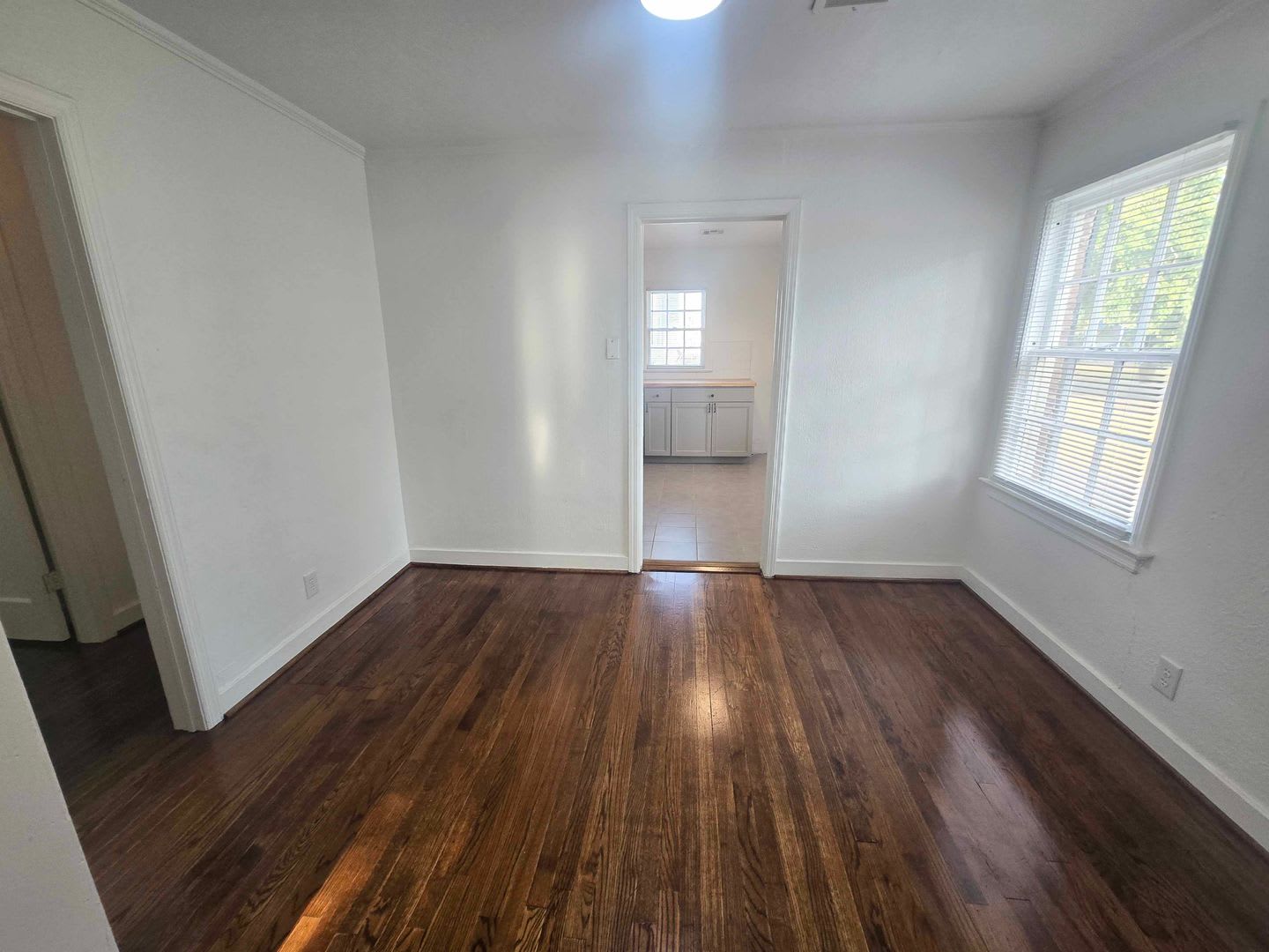 Newly Renovated Home with Classic Charm – photo 4