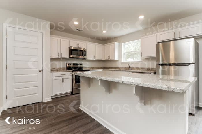 205 Western Red Cedar Drive – photo 5