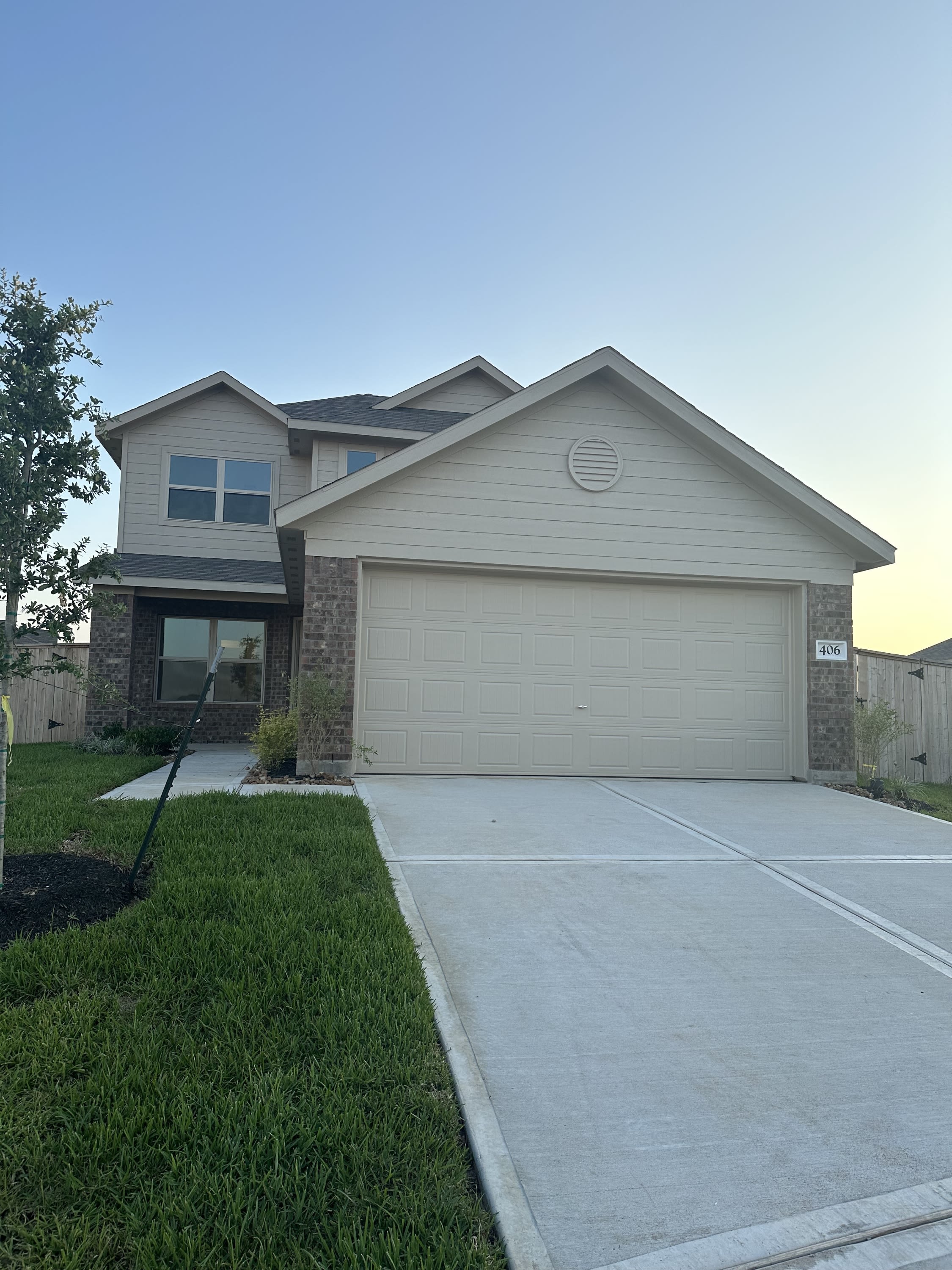 406 Meadow Acres Lane – photo 2