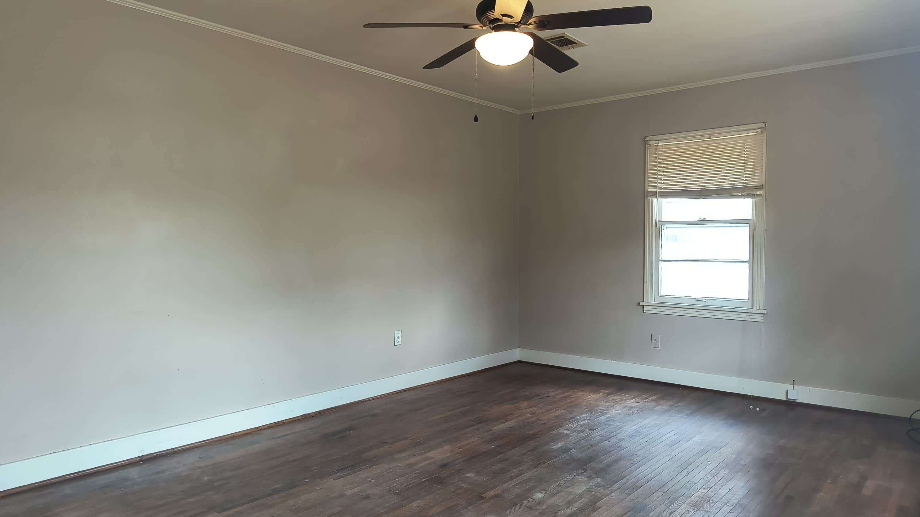 1605 West 31st Avenue – photo 3