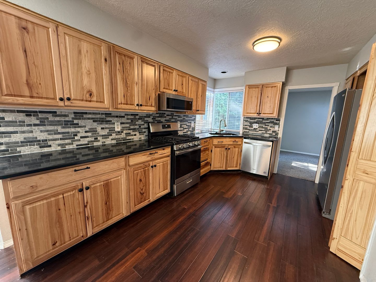 8660 Sw Cortez Court Wonderful 2 Story Home – photo 3