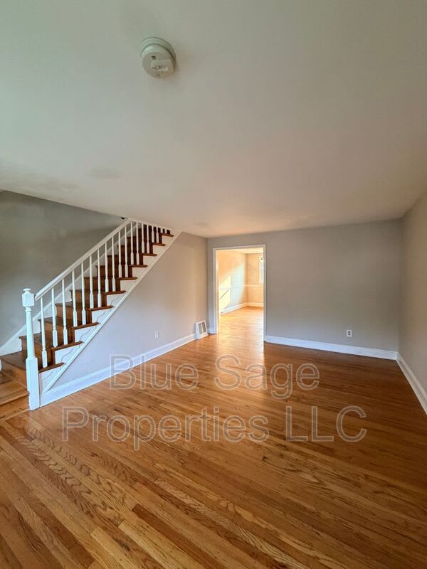 531 S 4Th St – photo 3