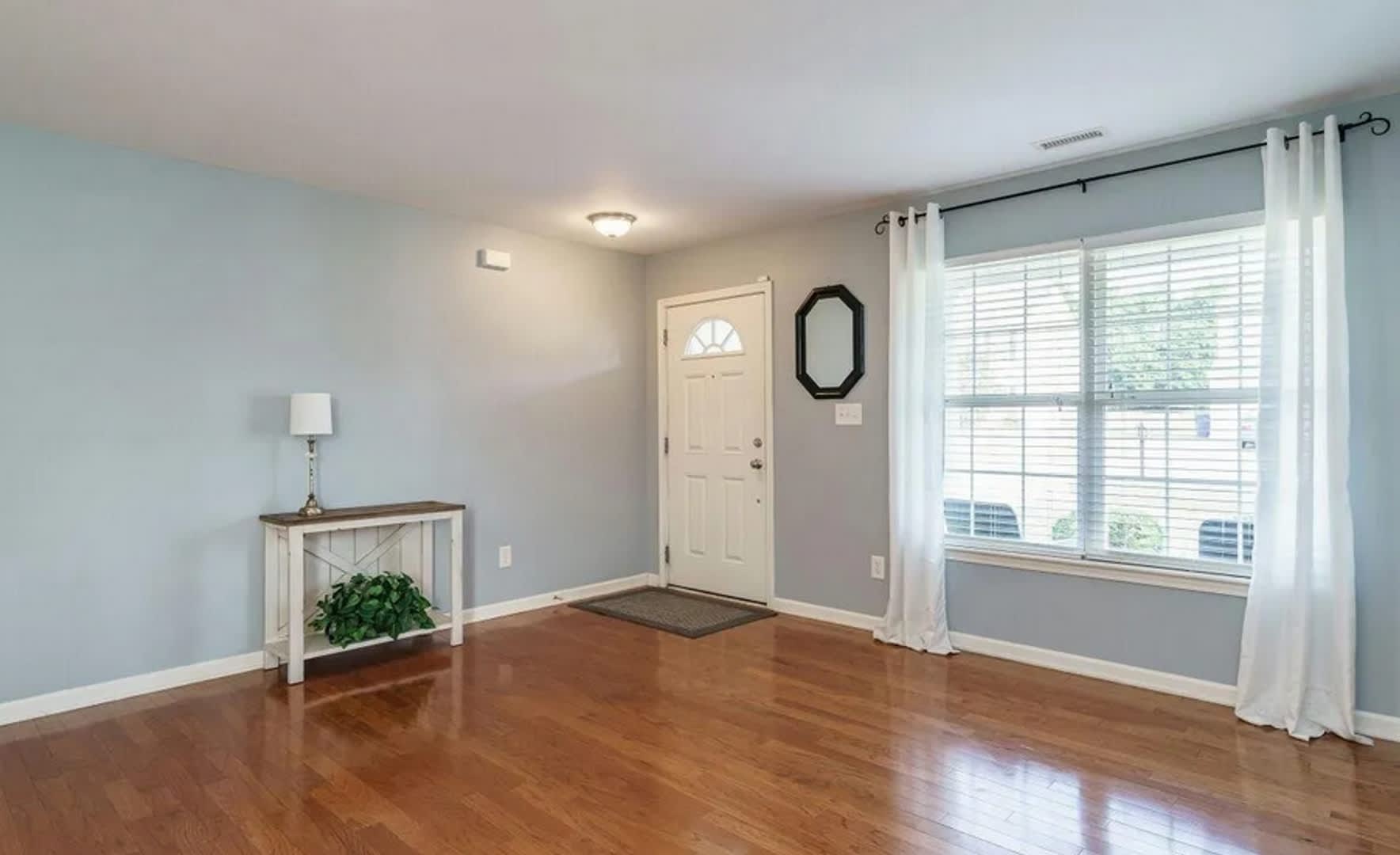 4 Bedroom, 2.5 Bath Home- Short Commute to Fort Bragg! – photo 3