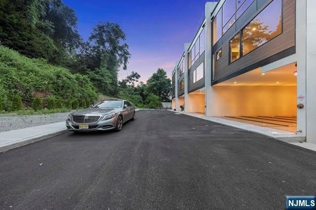 8824 Churchill Road – photo 2