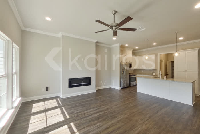 6405 Roux Drive – photo 4
